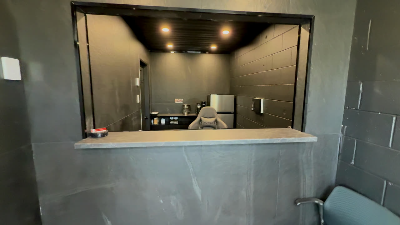 The service window between the waiting room and the office